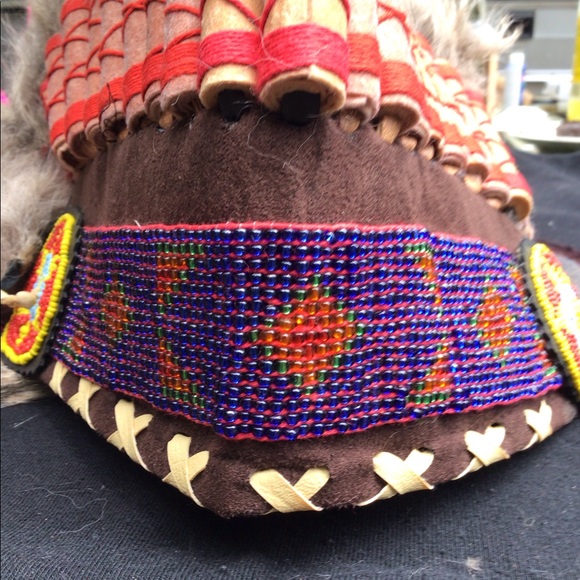 Stunning Hand Beaded Balinese Headdress 💕 - Picture 2 of 8